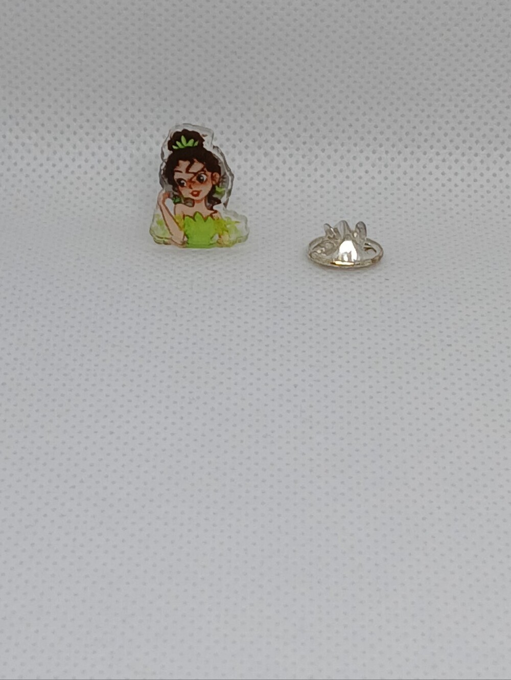 NWOT GREEN FAIRY ACRYLIC PIN BROOCH KAWAII DISNEY CHARACTER P02